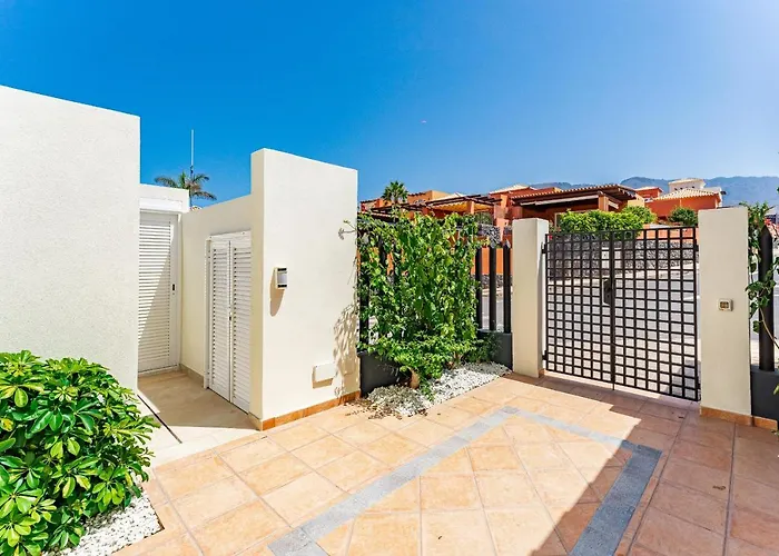 Вілла Golf 3a003 *